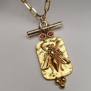 Bee Pendant Necklace